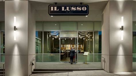 Il lusso - IL Lusso offers elegant dining, innovative cuisine and a wide selection of Italian and American wines. Enjoy lunch, dinner, happy hour, patio seating, private room and chef's table at this prime steakhouse. 